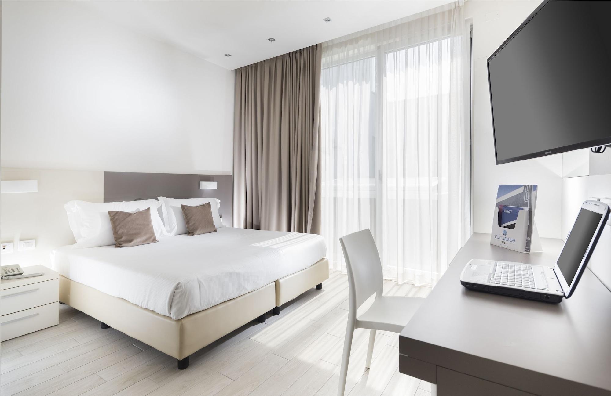 Hotel Cube Равенна Экстерьер фото