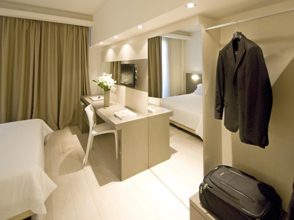 Hotel Cube Равенна Экстерьер фото